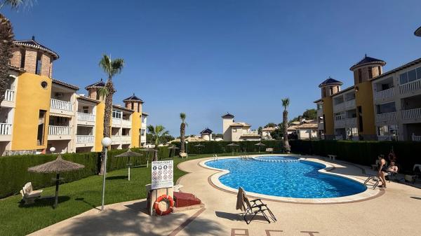 Venta de piso en Calle Columbretes, 52, Orihuela
 photo 4
