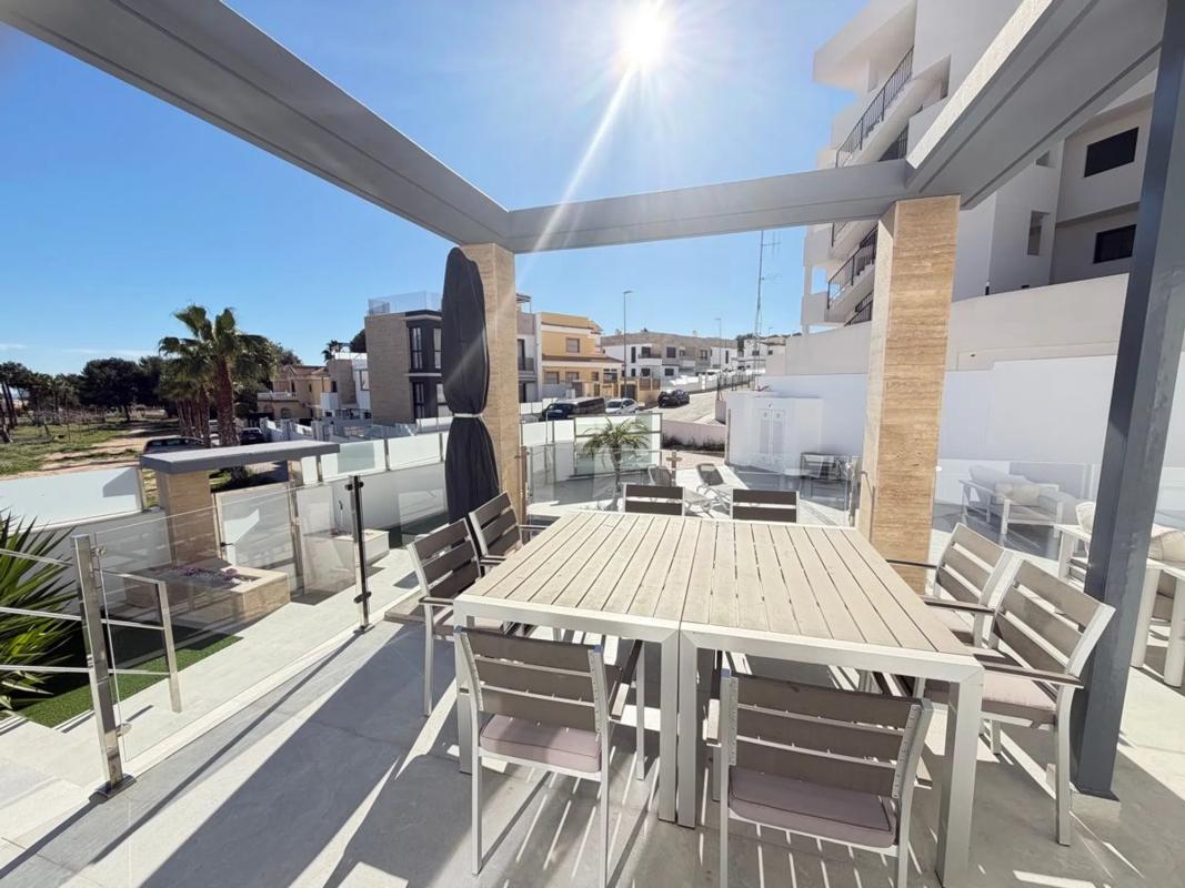 Sprzedaż niezależnego domku jednorodzinnego w Barrio Las Filipinas, Orihuela photo 5