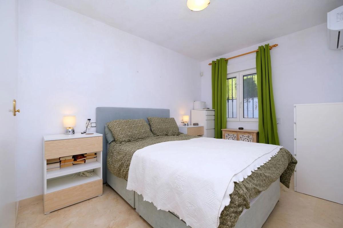 Venta de chalet adosado en  Barrio Las Ramblas , Orihuela photo 4