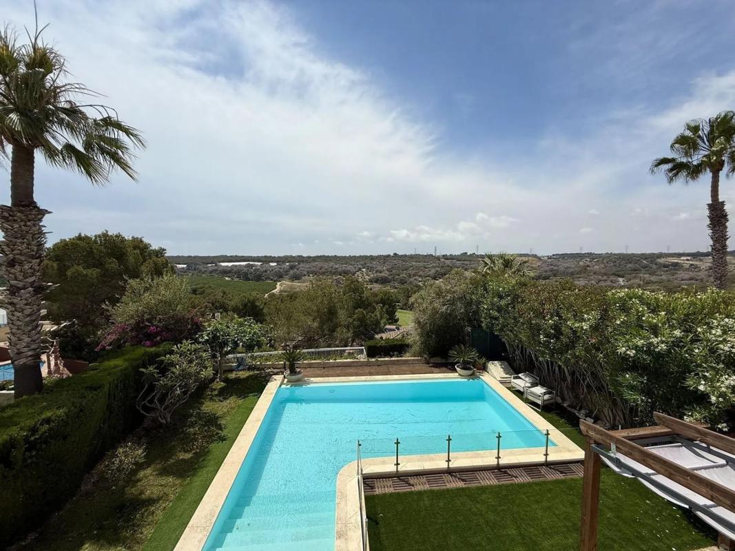 Venta de chalet independiente en Barrio Las Ramblas, Orihuela
photo 3