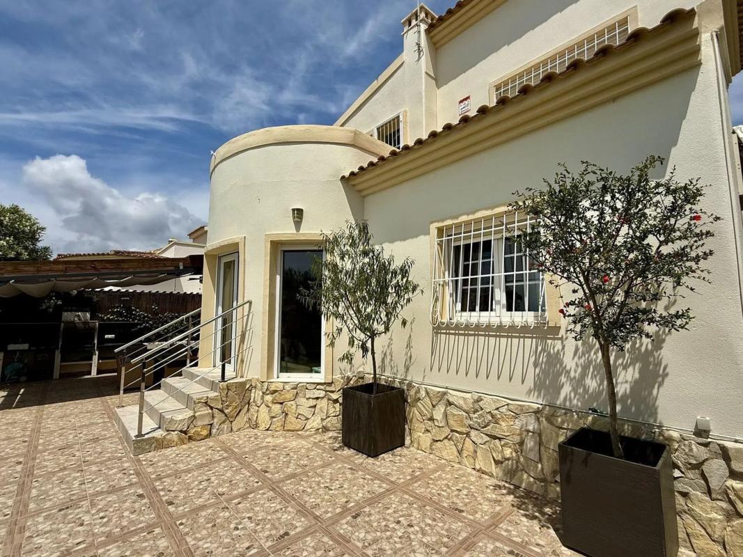 Venta de chalet independiente en Barrio Las Ramblas, Orihuela
photo 5