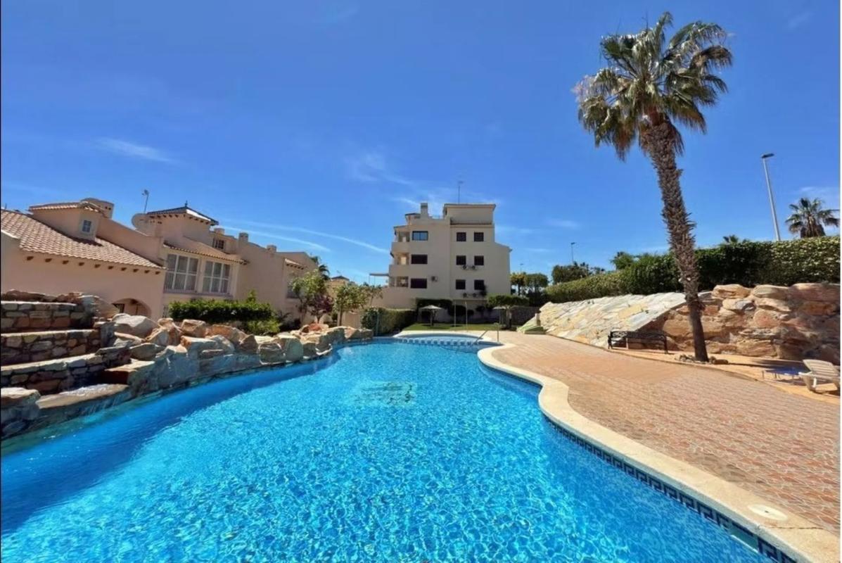 Venta de piso en Polígono Ramblas la R-1, Orihuela
photo 3