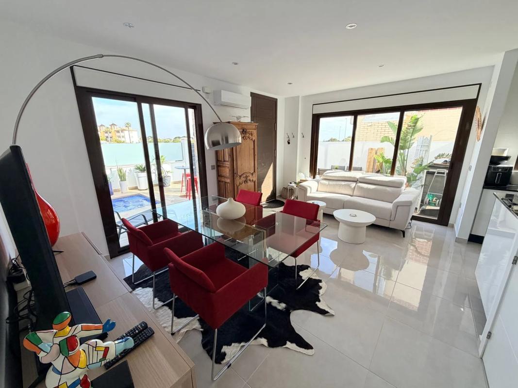 Venta de chalet adosado en Calle Cabo de Gata, 24 , Orihuela photo 3