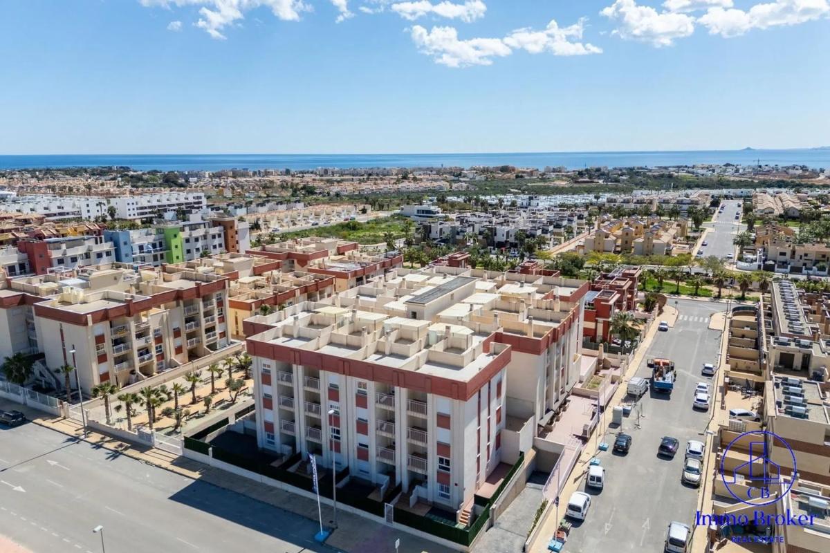 Venta de piso en Barrio Lomas de Cabo Roig, Orihuela
 photo 2