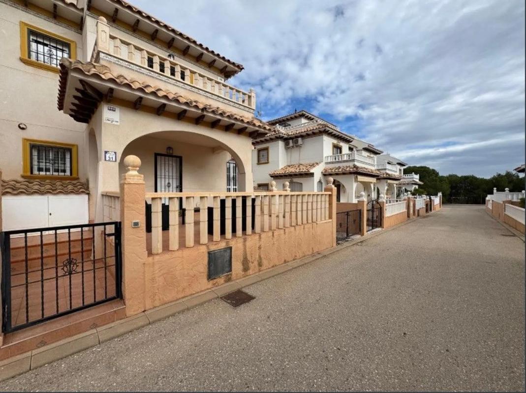 Duplex sale in Calle Castillo de San Roque, Orihuela photo 4