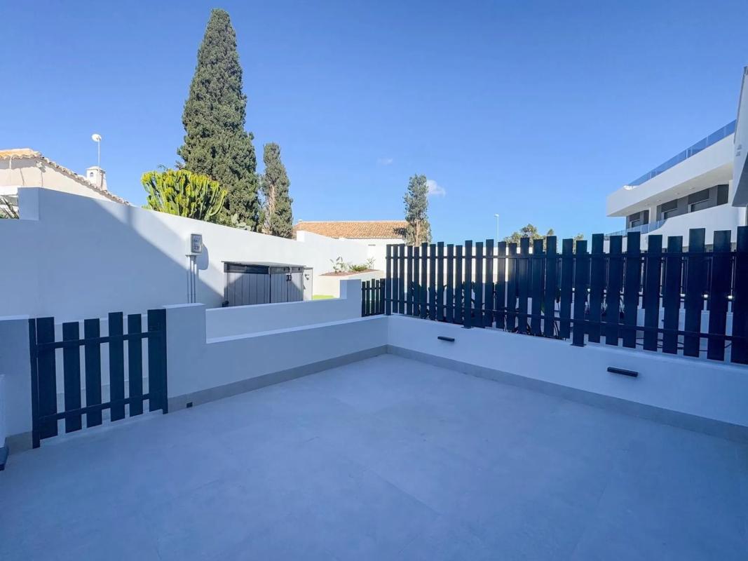 Sprzedaż niezależnego domku jednorodzinnego w Barrio Lomas de Don Juan, Orihuela photo 3