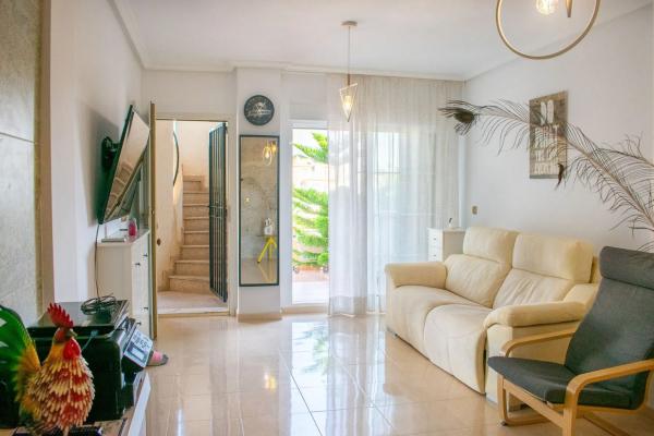 Venta de piso en Barrio Lomas de Don Juan, Orihuela
photo 1