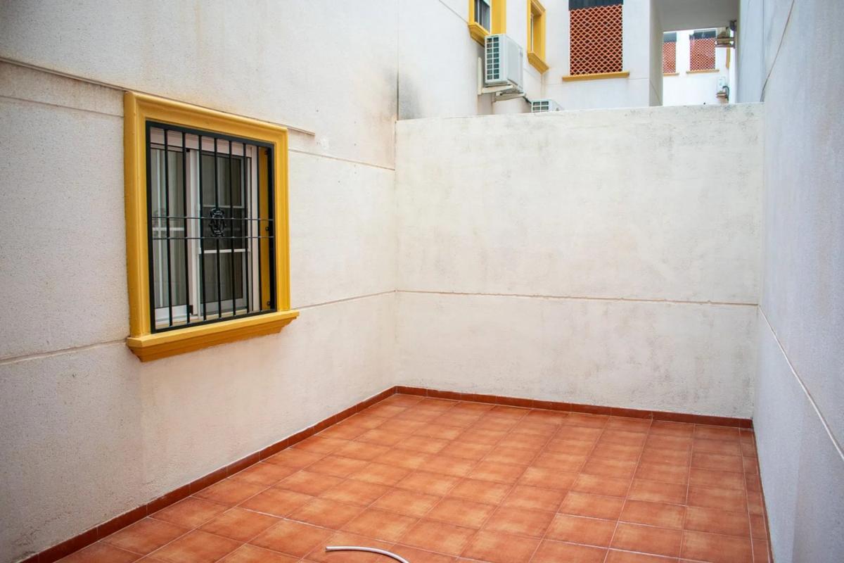 Venta de piso en Barrio Lomas de Don Juan, Orihuela
photo 2