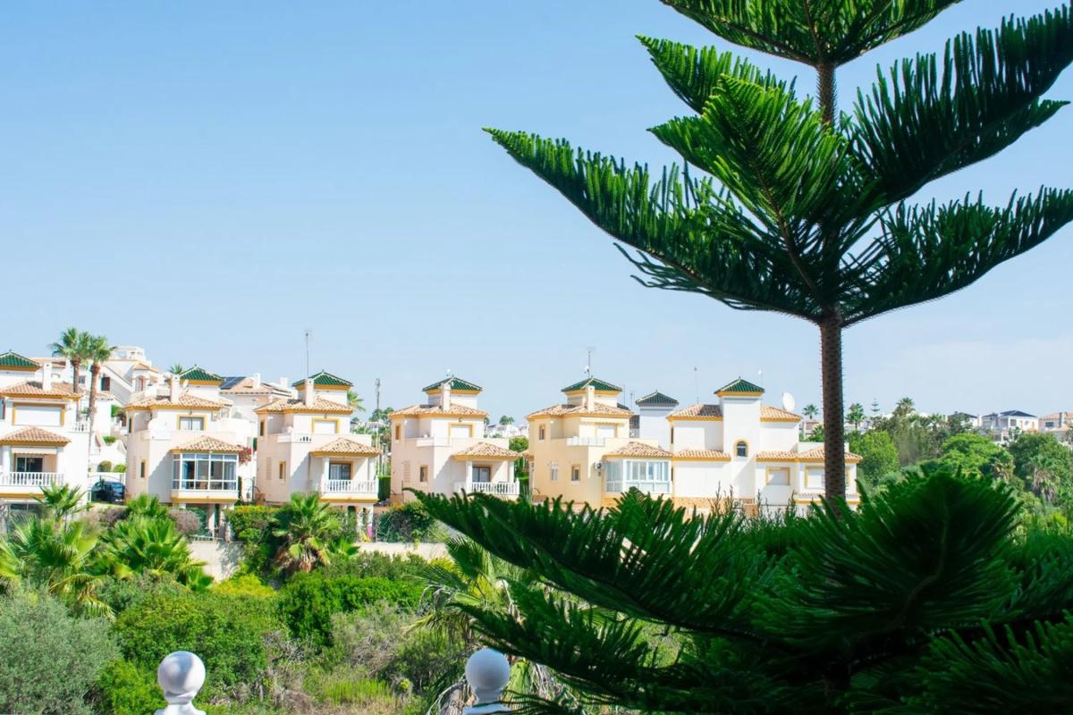 Venta de piso en Barrio Lomas de Don Juan, Orihuela
photo 3