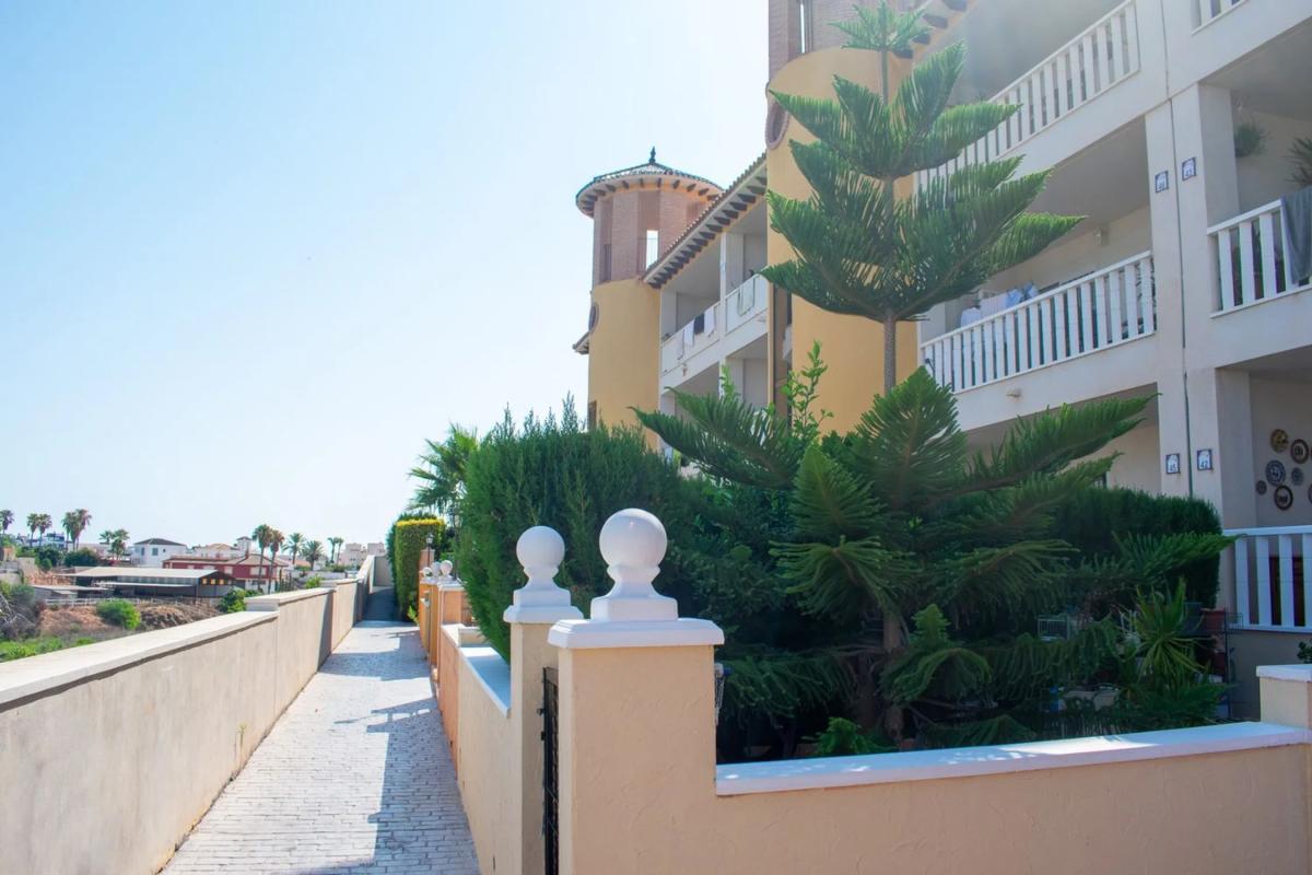 Venta de piso en Barrio Lomas de Don Juan, Orihuela
photo 4