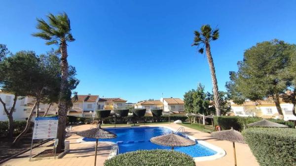 Chalet adosado photo 3