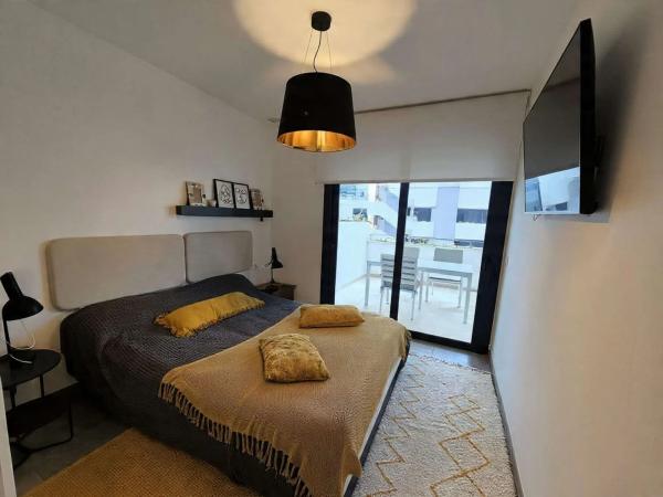 Venta de piso en Barrio Playa Flamenca, Orihuela
 photo 1