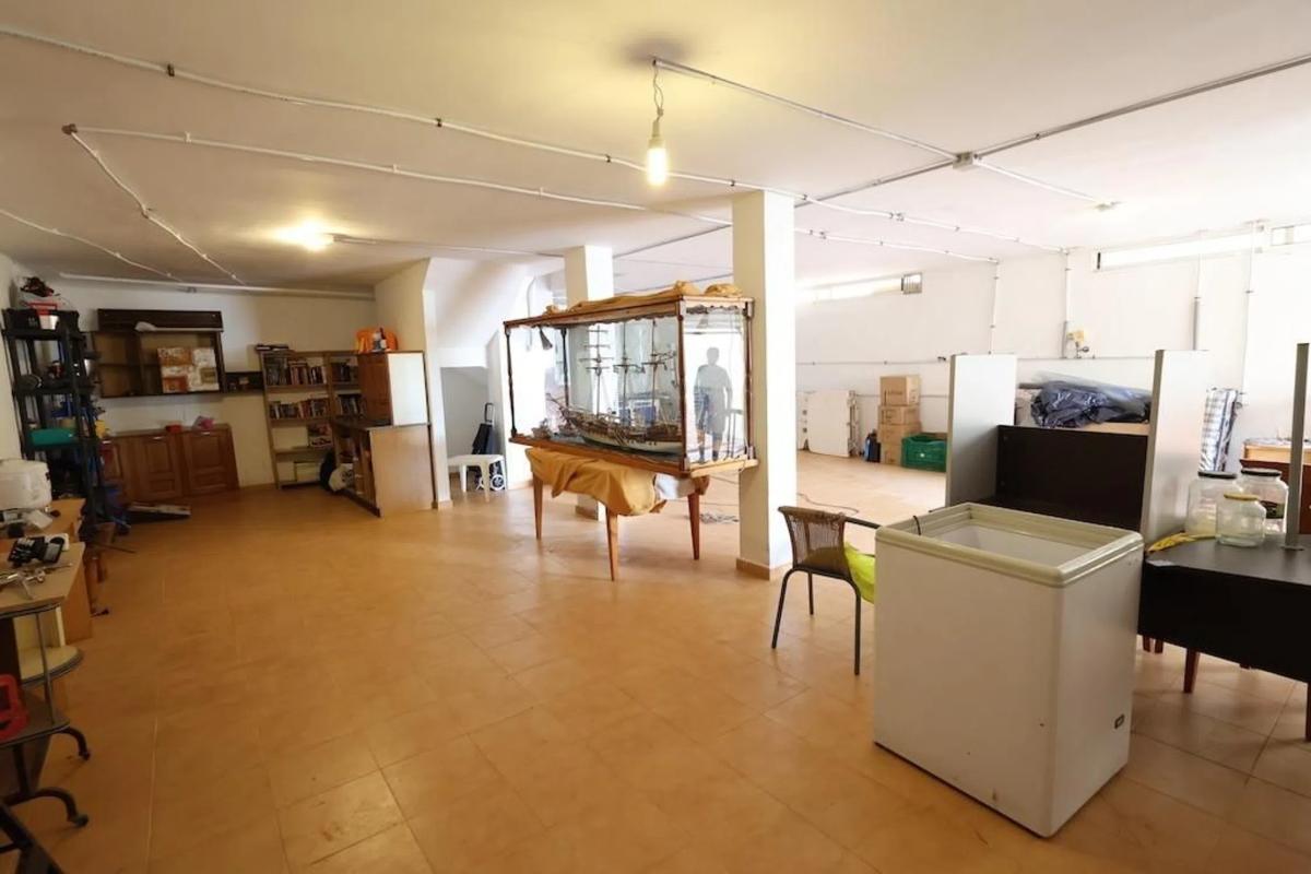 Sale of independent chalet in Barrio Playa Flamenca, Orihuela
photo 4