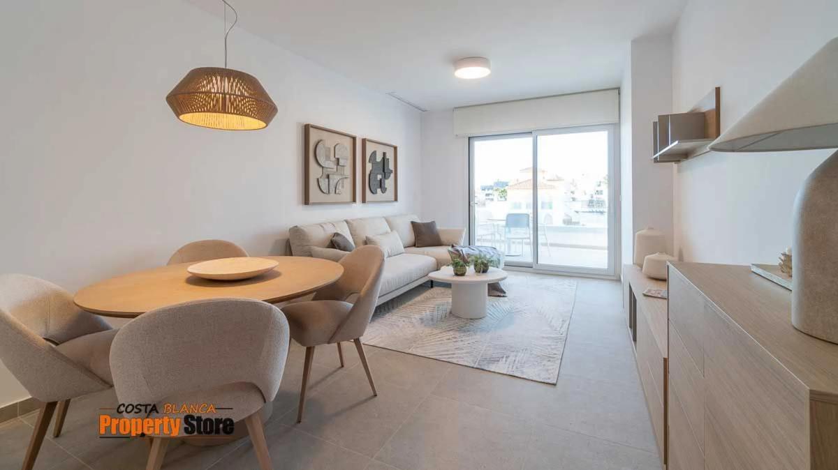 Продажа квартиры на Barrio Playa Flamenca, Ориуэла
photo 1