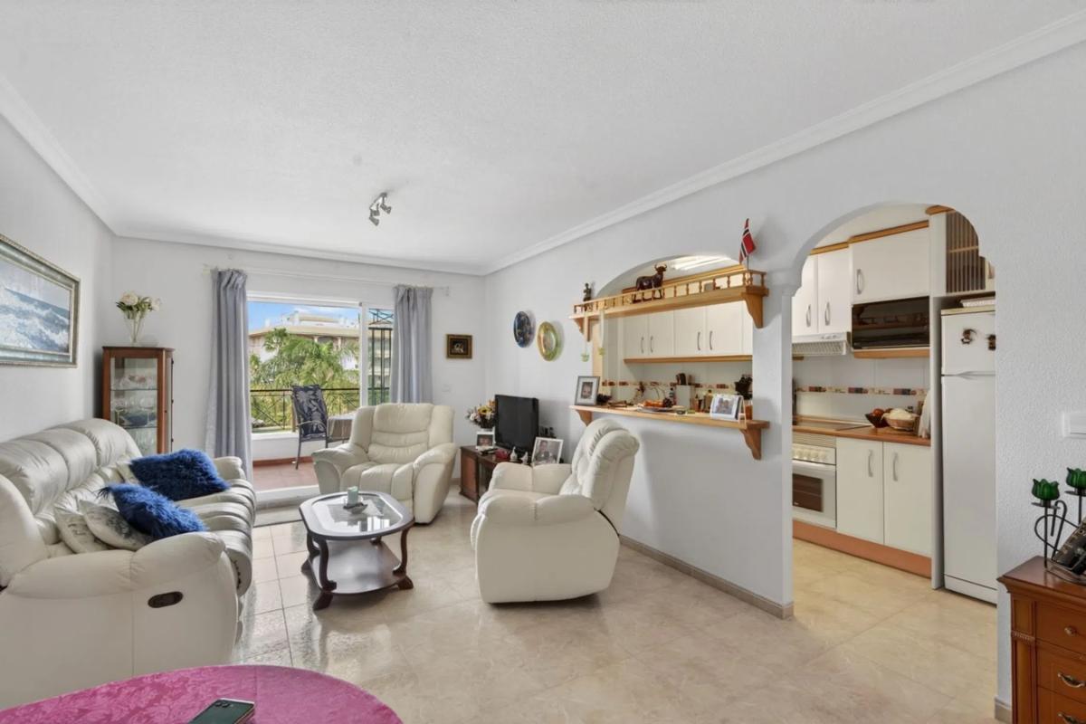 Venta de piso en Calle Guapiles, Orihuela
 photo 3