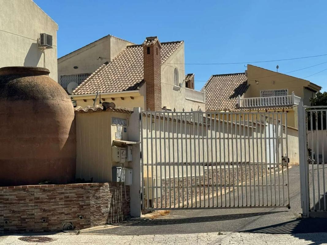 Venta de chalet independiente en Plaza D-1 la Mosca y la Campana, Orihuela
 photo 3