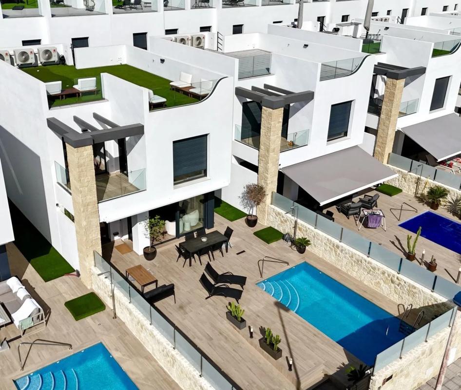 Venta de chalet independiente en Barrio Punta Prima, Orihuela
photo 2