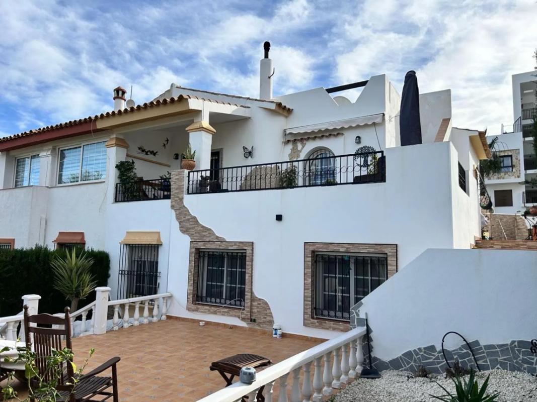 Venta de chalet independiente en Calle Estrecho de Mesina, 14, Orihuela
photo 1