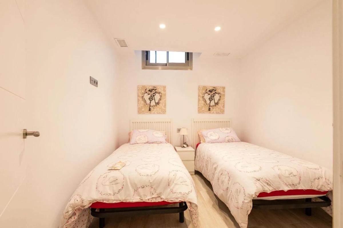Venta de chalet independiente en Calle Navia, Orihuela
photo 3