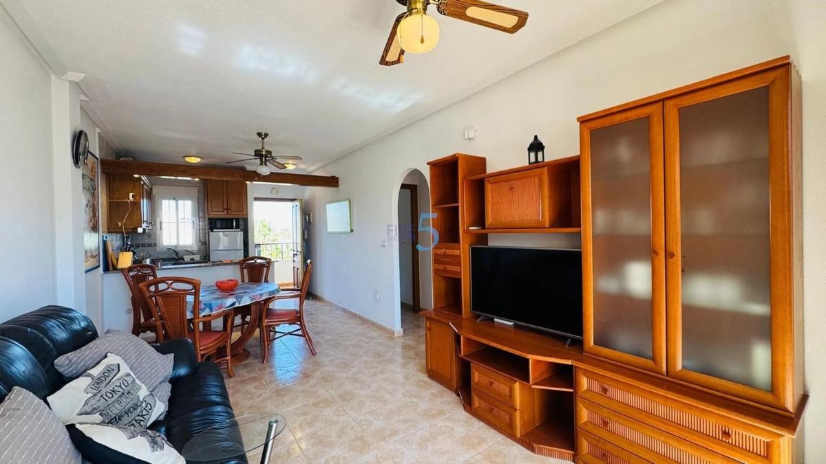 Venta de piso en Barrio Villamartín, Orihuela
 photo 3