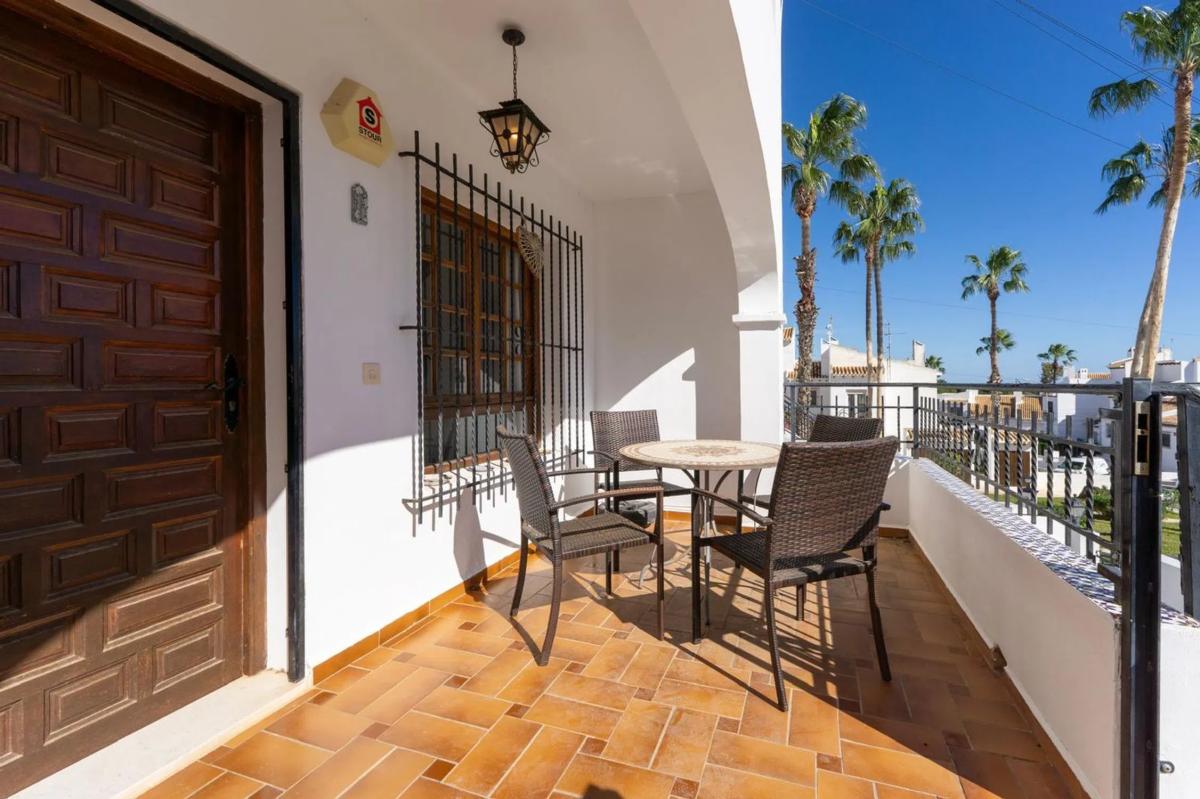 Sale of apartment in Barrio Villamartín, Orihuela
photo 5