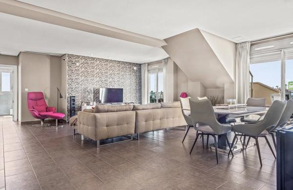Venta de piso en Barrio Villamartín, Orihuela
photo 1