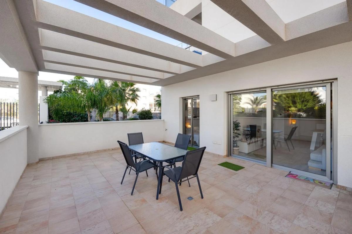 Venta de piso en Calle Pebrella, 4, Orihuela
photo 2
