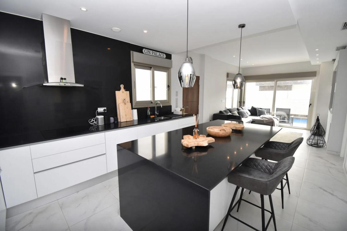 Venta de chalet independiente en Barrio Villamartín, Orihuela
photo 5