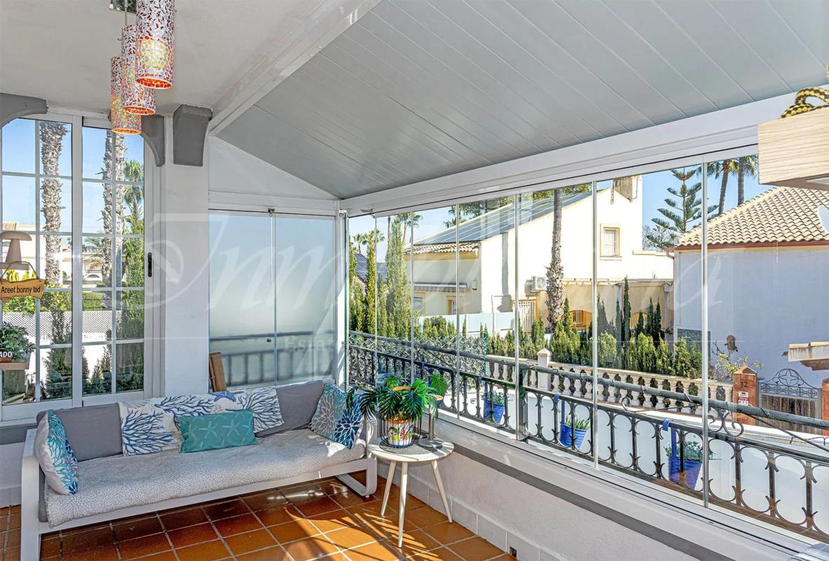 Sale of independent chalet in Avenida de las Brisas, Orihuela
photo 1