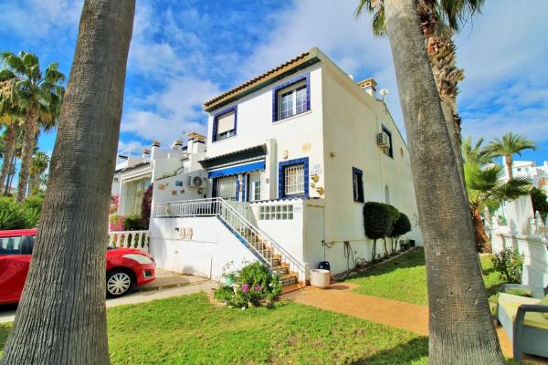 Chalet pareado en calle Canal de La Mancha, 39 photo 3