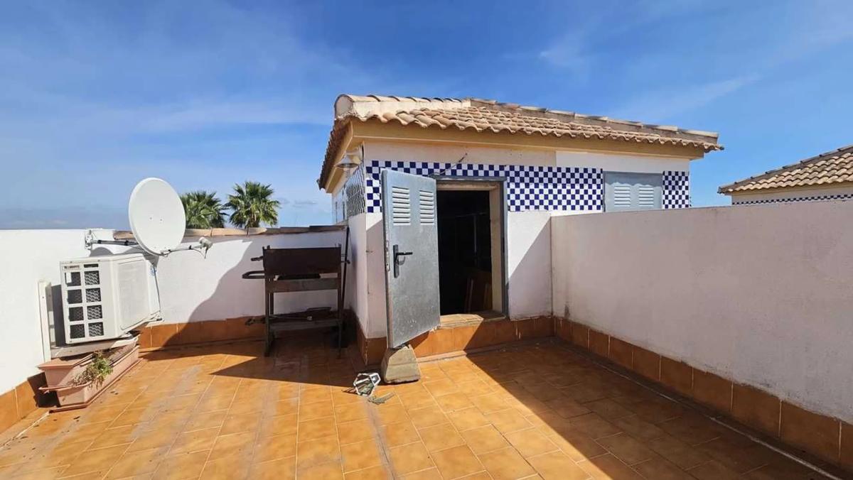 Venta de ático en  Barrio Zona Lago - Los Almendros, Orihuela photo 5