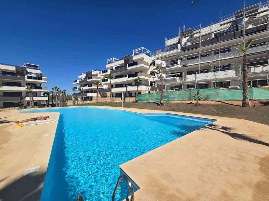 Venta de piso en Barrio Zona Lago - Los Almendros, Orihuela
 photo 4