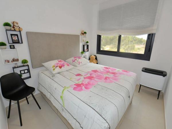 Sale of flat in Calle Jose Maria Olazabal s/n, Pilar de la Horadada
 photo 2