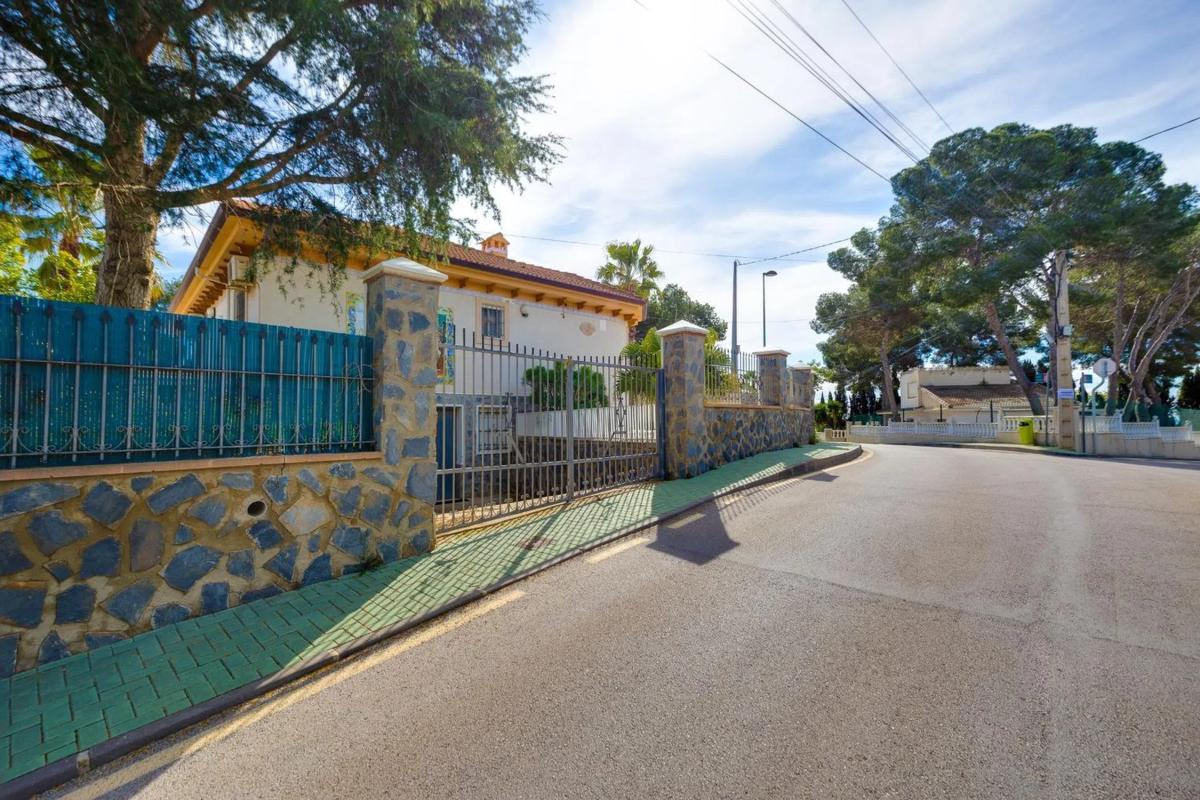 Venta de chalet independiente en Pinar de Campoverde, Pilar de la Horadada
photo 2