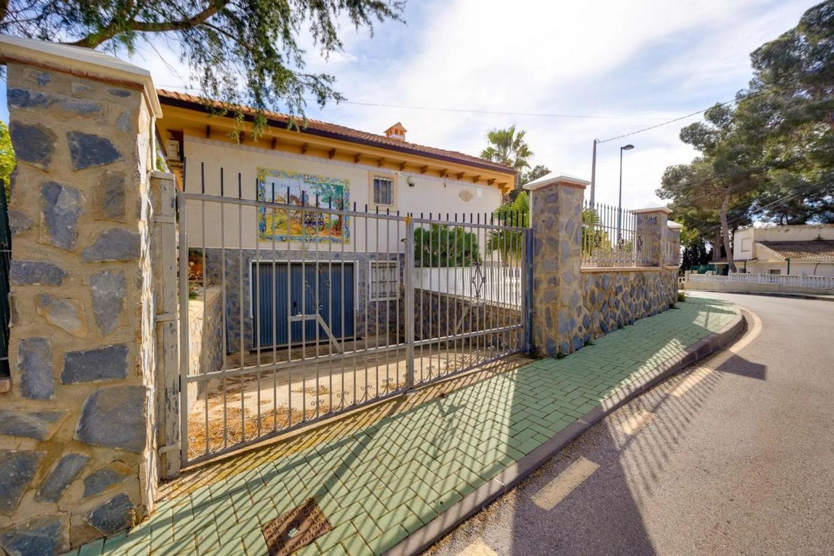 Venta de chalet independiente en Pinar de Campoverde, Pilar de la Horadada
photo 3