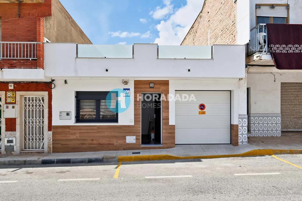 Properties for sale and rent in Spain photo 2