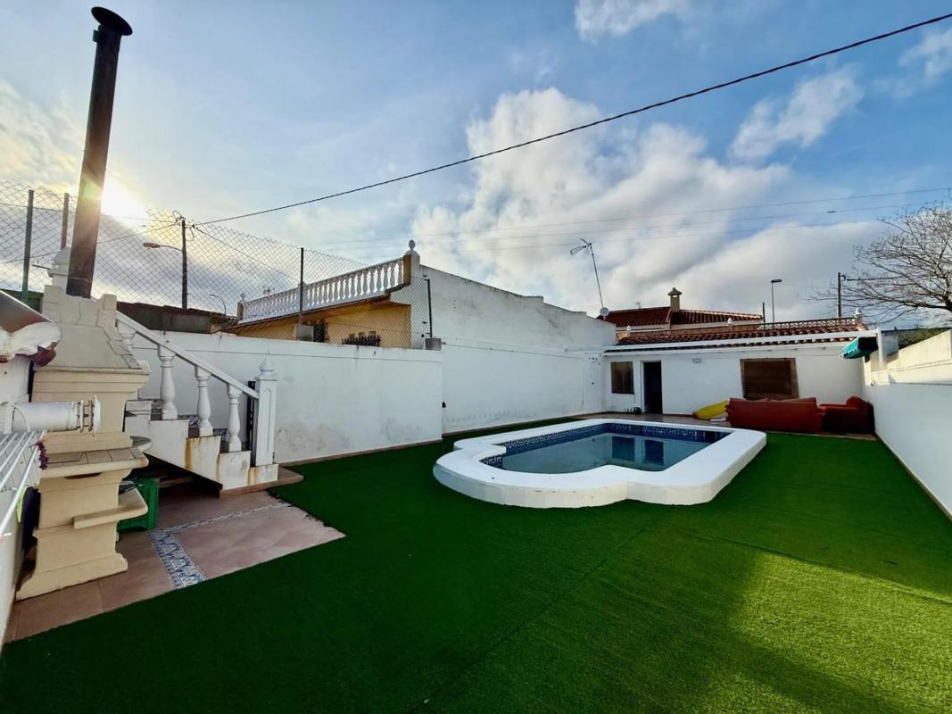 Sale of independent chalet in Barrio Cañada Praez, Pilar de la Horadada
photo 1