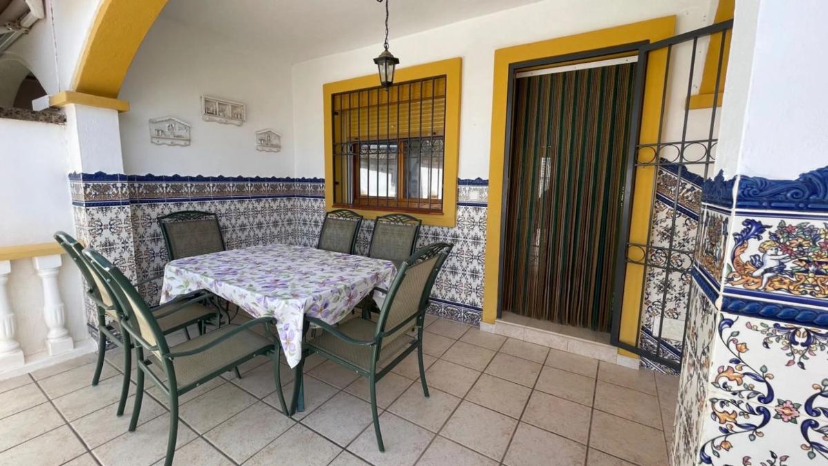 Sale of independent chalet in Zona Pueblo, Pilar de la Horadada
photo 2