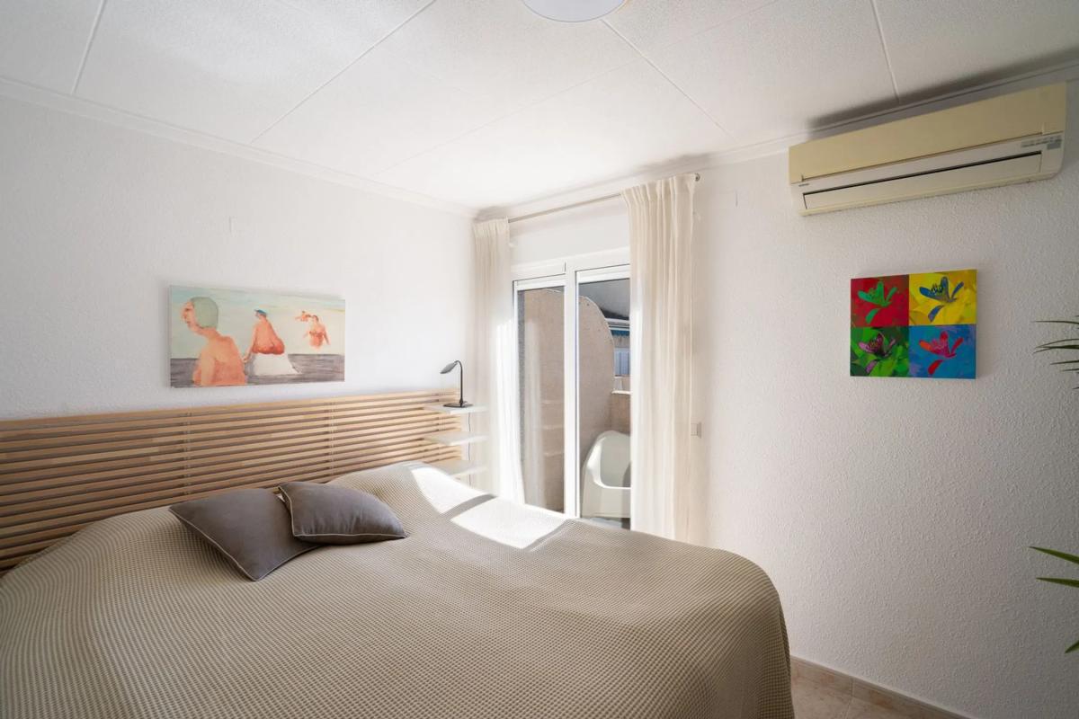 Venta de chalet adosado en  Urbanisason Mil P Vistamar , Pilar de la Horadada photo 2