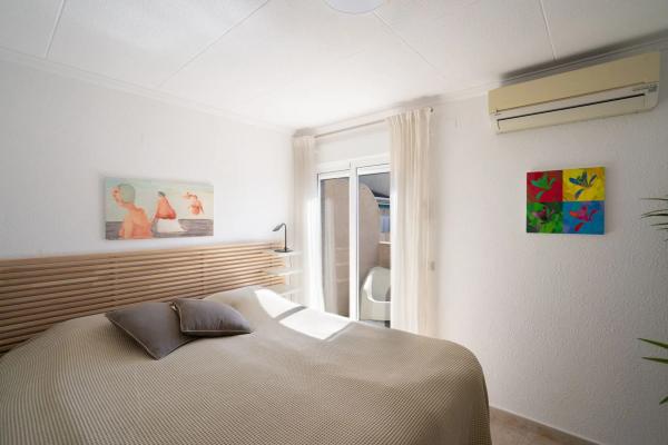 Chalet adosado en Urbanisason Mil p Vistamar thumbnail 1