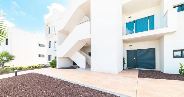 Sale of flat in Zona Pueblo, Pilar de la Horadada
 photo 3