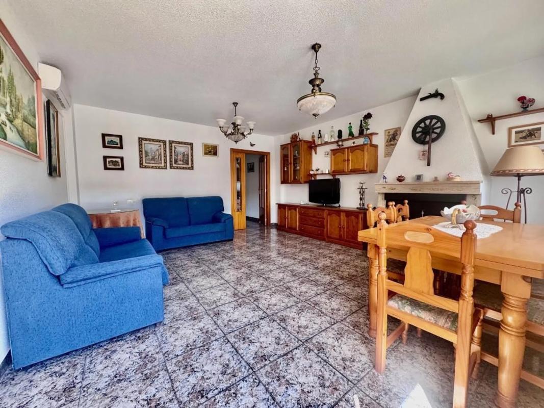 Sale of townhouse in Torre de la Horadada , Pilar de la Horadada photo 4