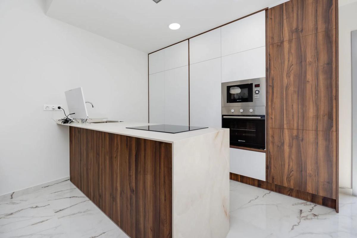 Продажа квартиры на Avenida de Almería, Рохалес
photo 4