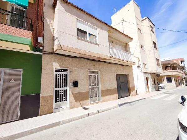 Casa de pueblo en calle de Nuestro Padre Jesús photo 1