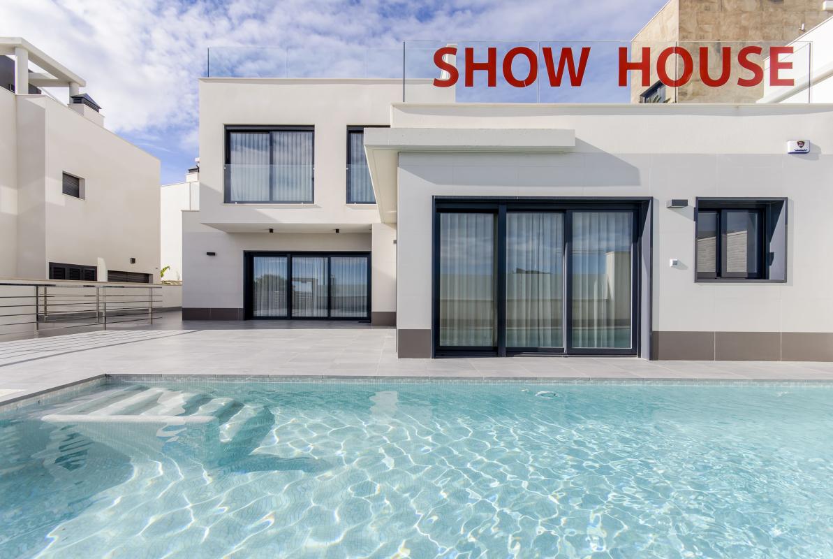 Obra nueva Bellavista Villas modelo Penelope en San Miguel de Salinas (Revista) photo 2