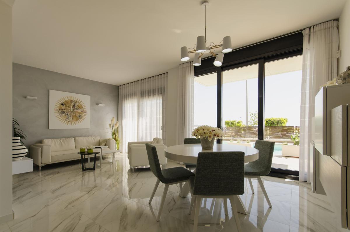 Obra nueva Bellavista Villas modelo GEMMA PLUS en San Miguel de Salinas (Revista) photo 4