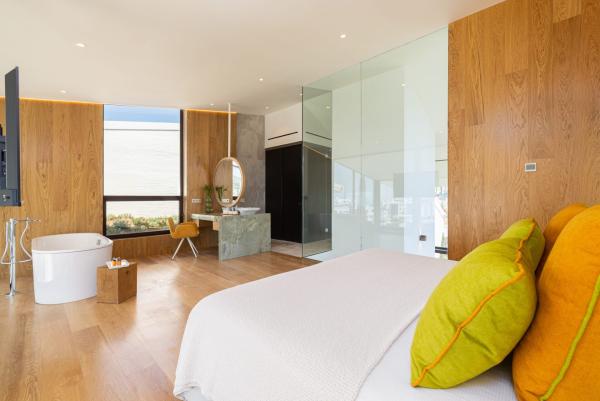 Villa en venta en , Fuengirola thumbnail 2