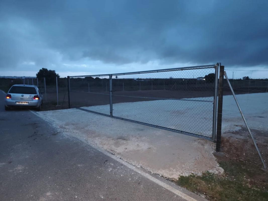 Terreno en venta en Elche / Elx, Alicante photo 1