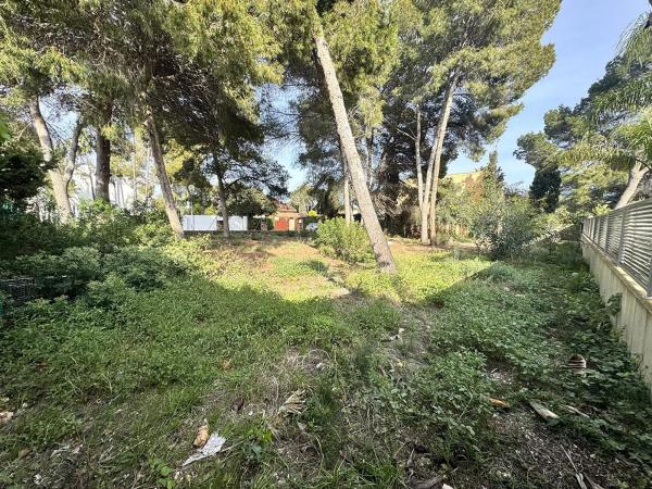 Terreno en calle de Rosalía de Castro, 7 photo 1