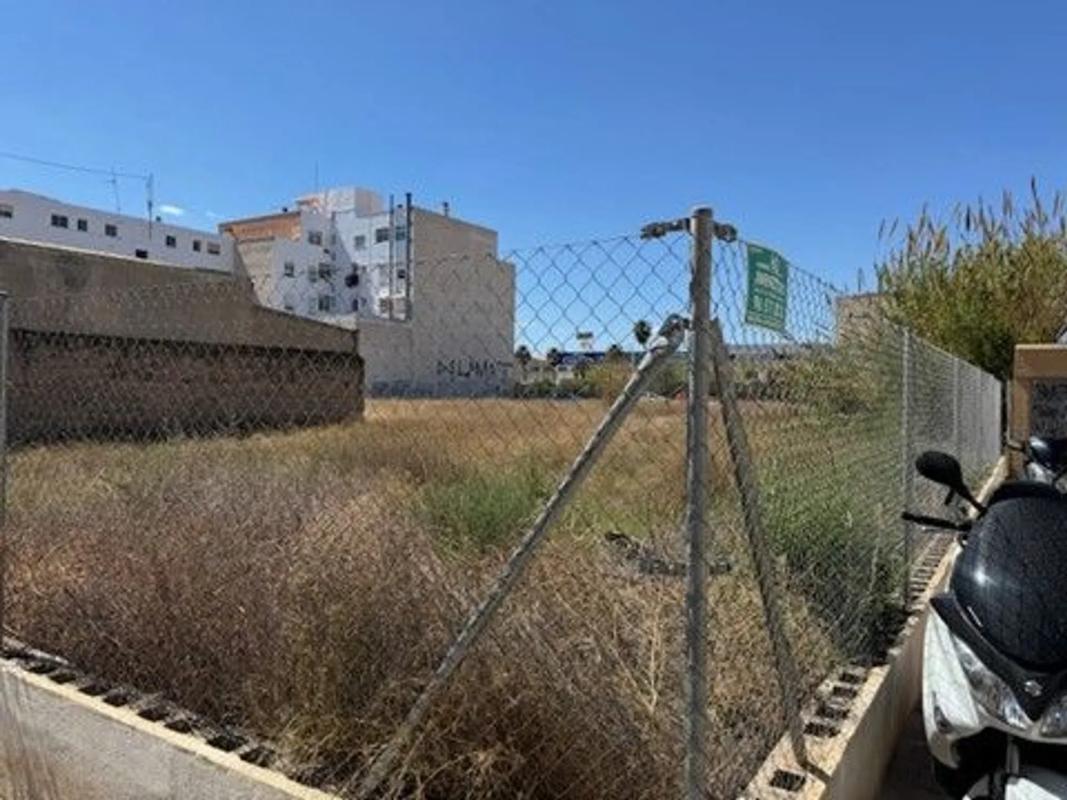 Terreno en venta en Alicante / Alacant, Alicante photo 3